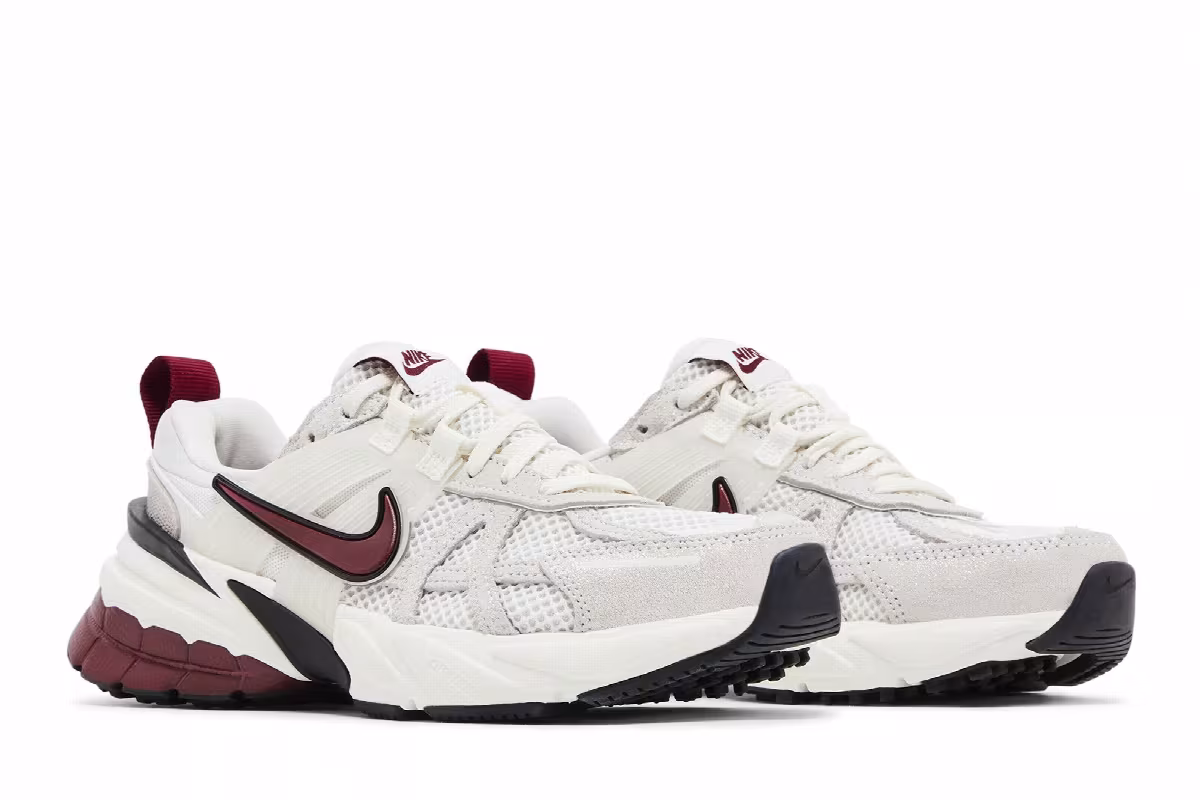 Nike Women's V2K Run SE White Black Team Red, view 9