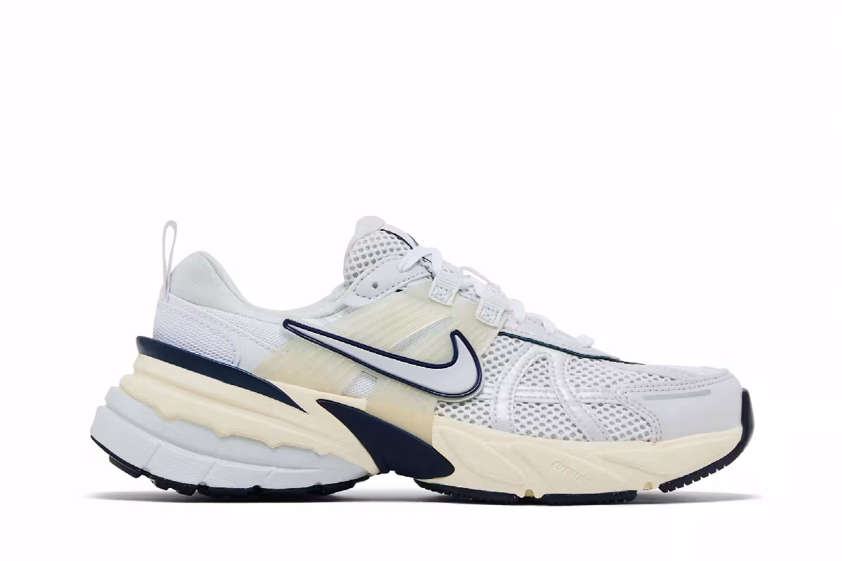 Nike Women's V2K Run White Midnight Navy, view 2