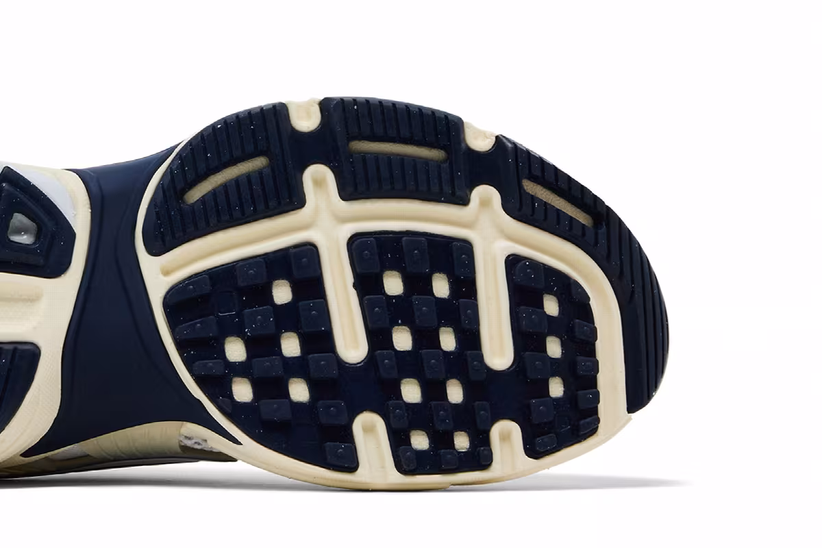 Nike Women's V2K Run White Midnight Navy, view 6