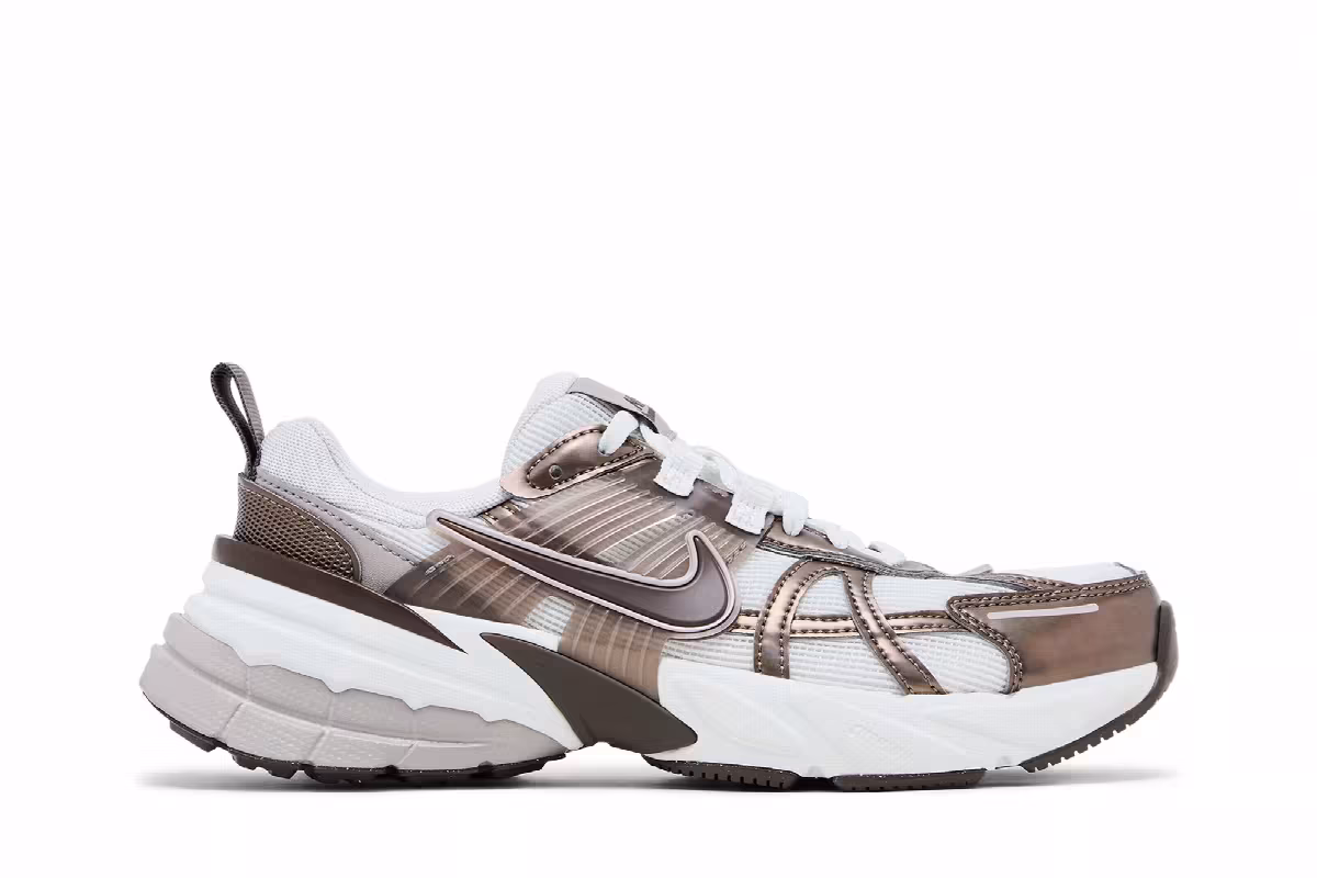 Nike Women's V2K Run Mink Brown, view 2