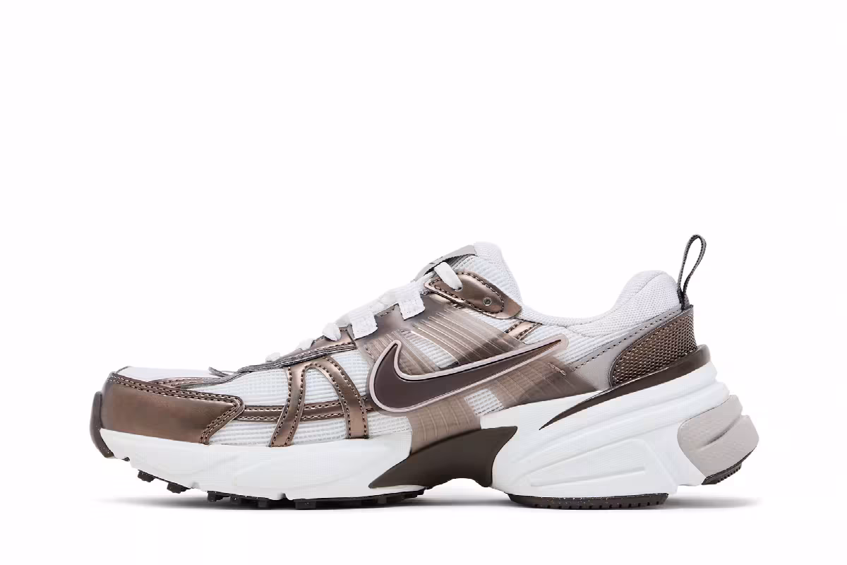 Nike Women's V2K Run Mink Brown, view 4