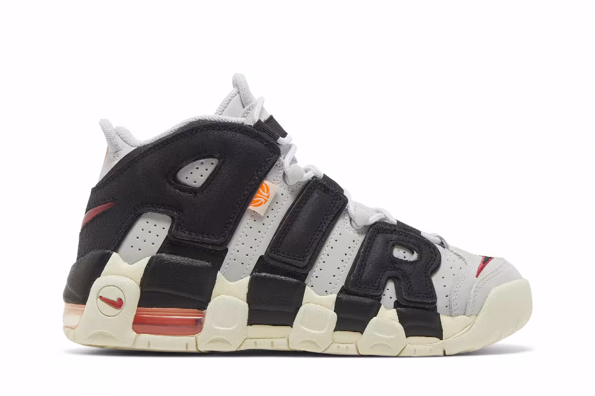Nike Air More Uptempo GS Hoops, view 2