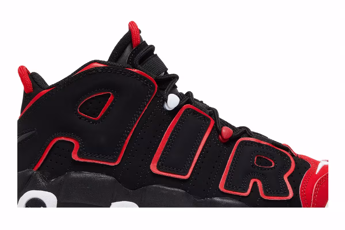 Nike Air More Uptempo GS Red Toe, view 3