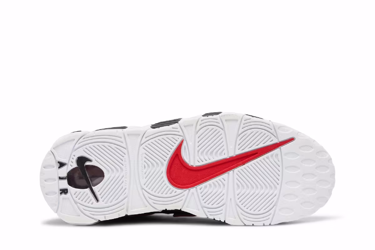 Nike Air More Uptempo GS Red Toe, view 5
