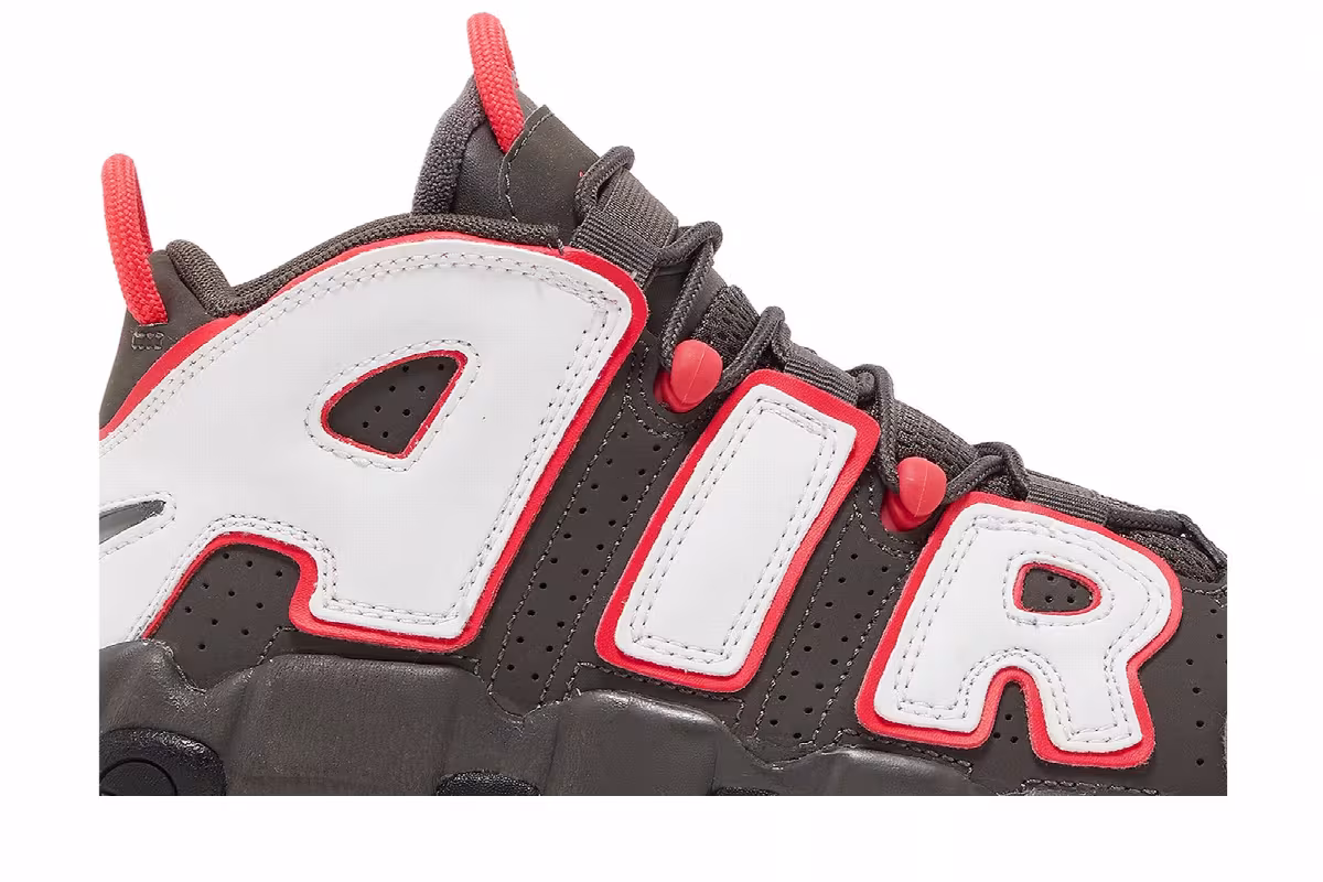 Nike Air More Uptempo GS Medium Ash Siren Red White, view 3
