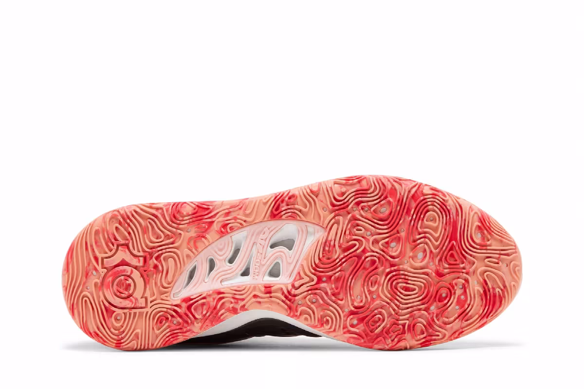Napheesa Collier x Nike KD 15 Community, view 5