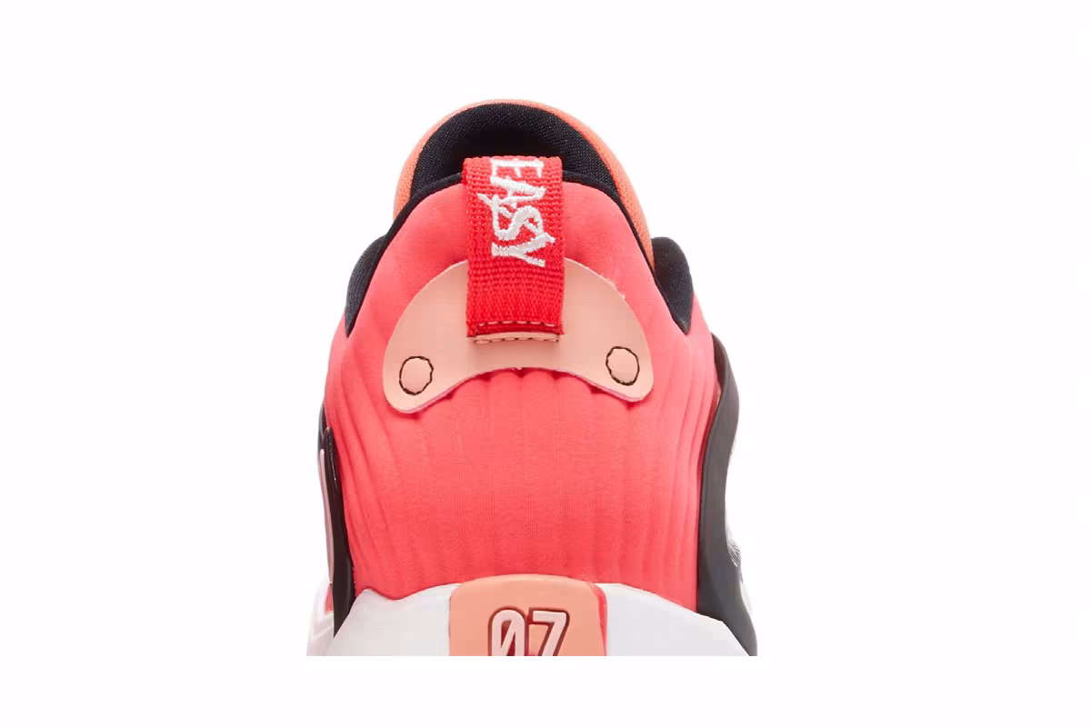 Napheesa Collier x Nike KD 15 Community, view 8