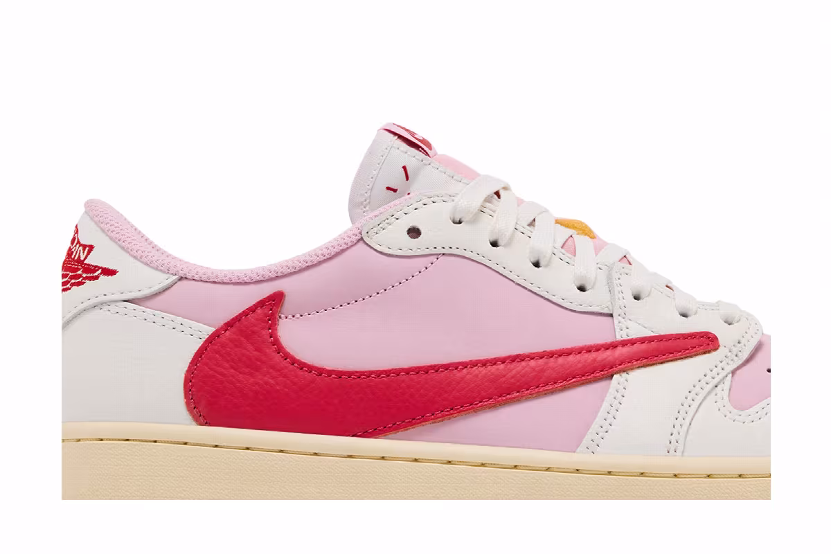 Travis Scott x Air Jordan 1 Low OG Sail Tropical Pink, view 3
