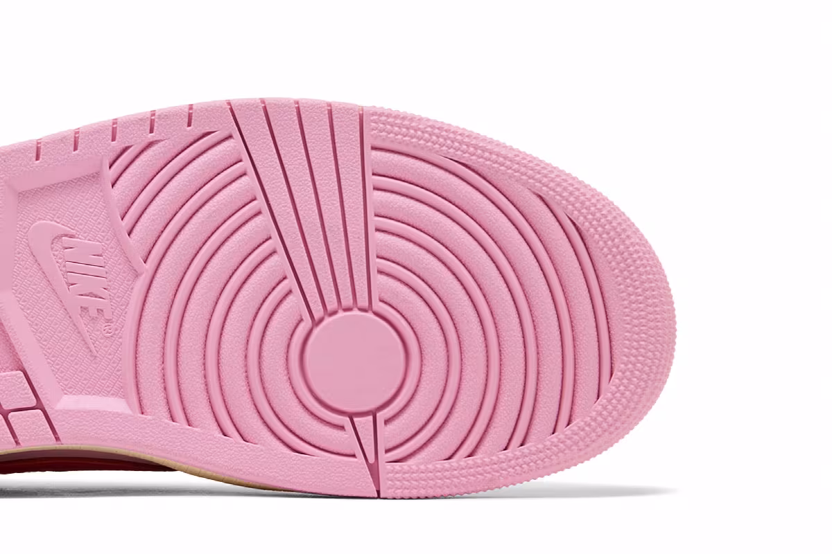 Travis Scott x Air Jordan 1 Low OG Sail Tropical Pink, view 6