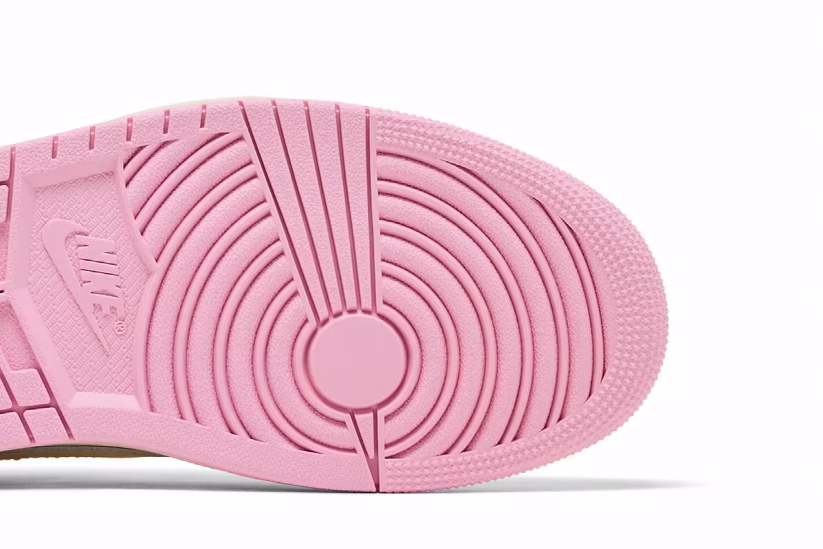 Travis Scott x Air Jordan 1 Low OG Shy Pink, view 6