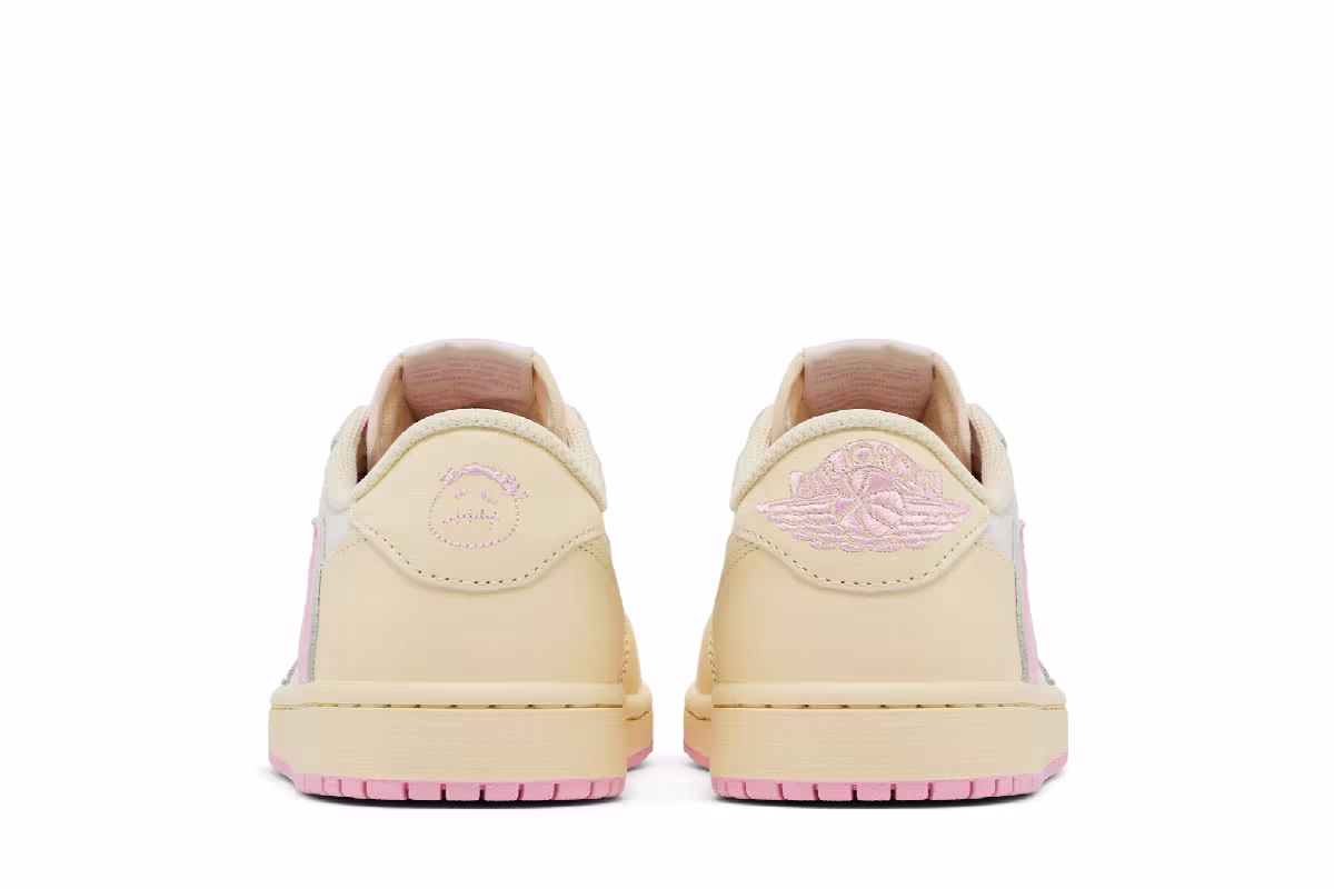 Travis Scott x Air Jordan 1 Low OG Shy Pink, view 7