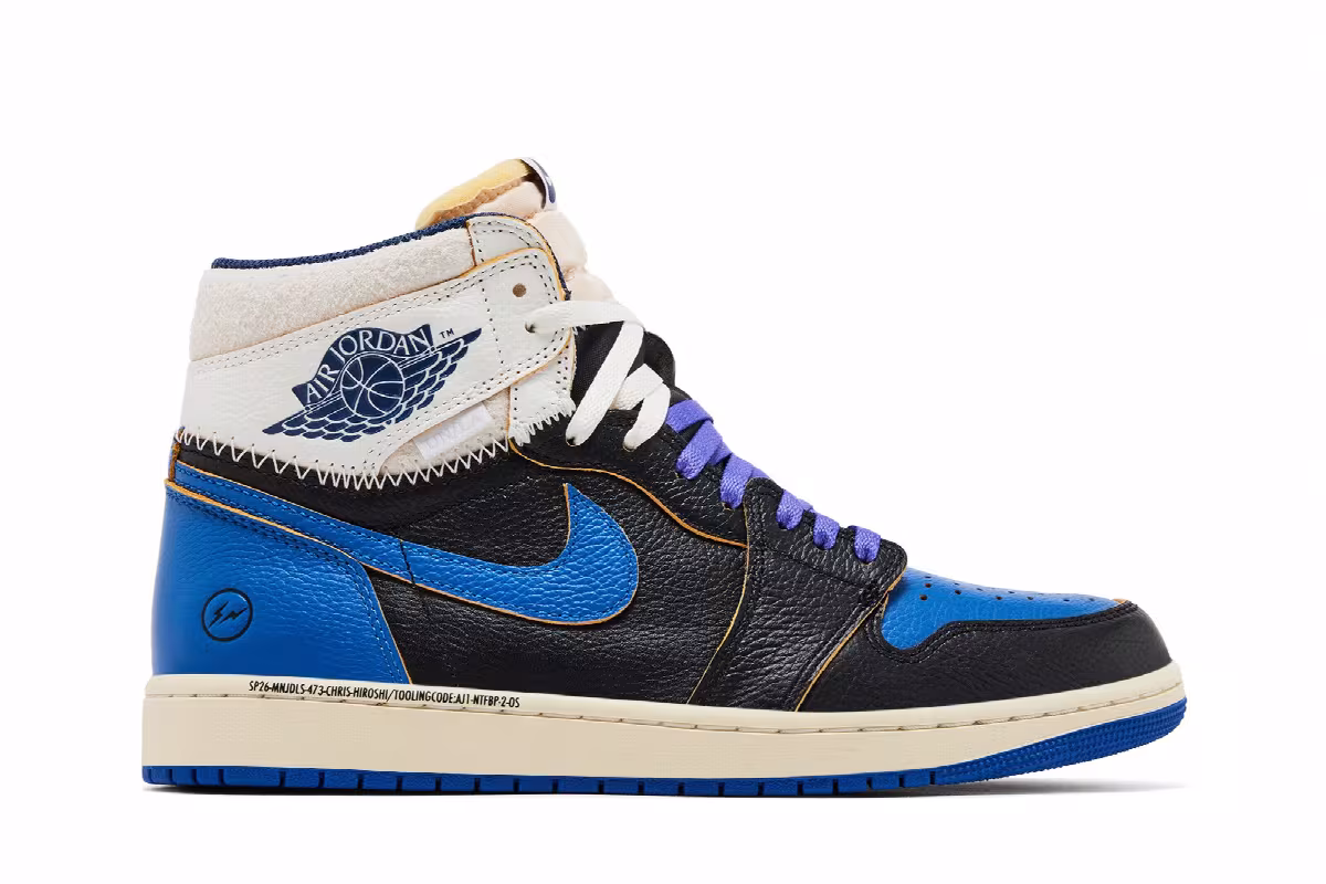Fragment Design x Union LA x Air Jordan 1 High OG Sport Royal, view 2