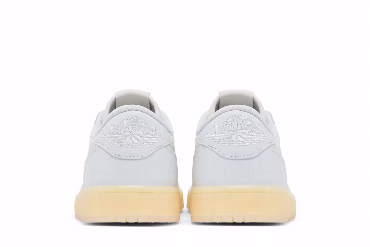 Air Jordan 1 Low OG Rabbit Floral Swoosh, view 7
