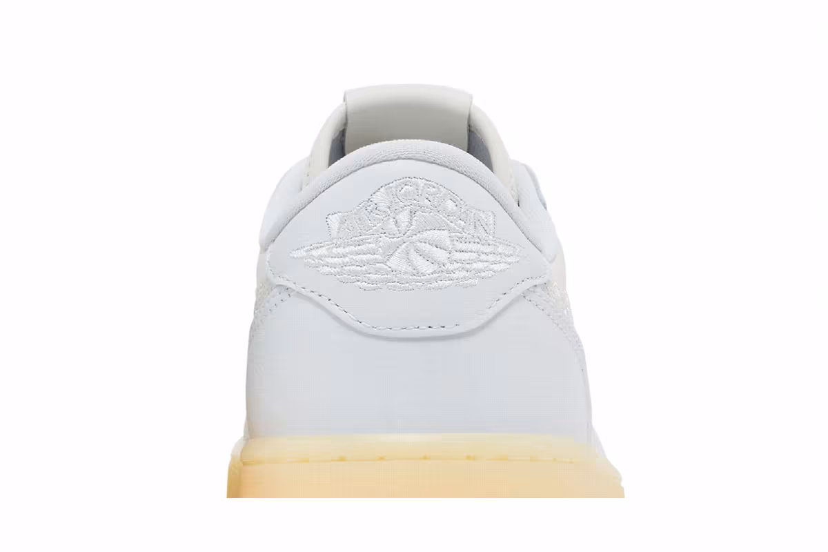 Air Jordan 1 Low OG Rabbit Floral Swoosh, view 8