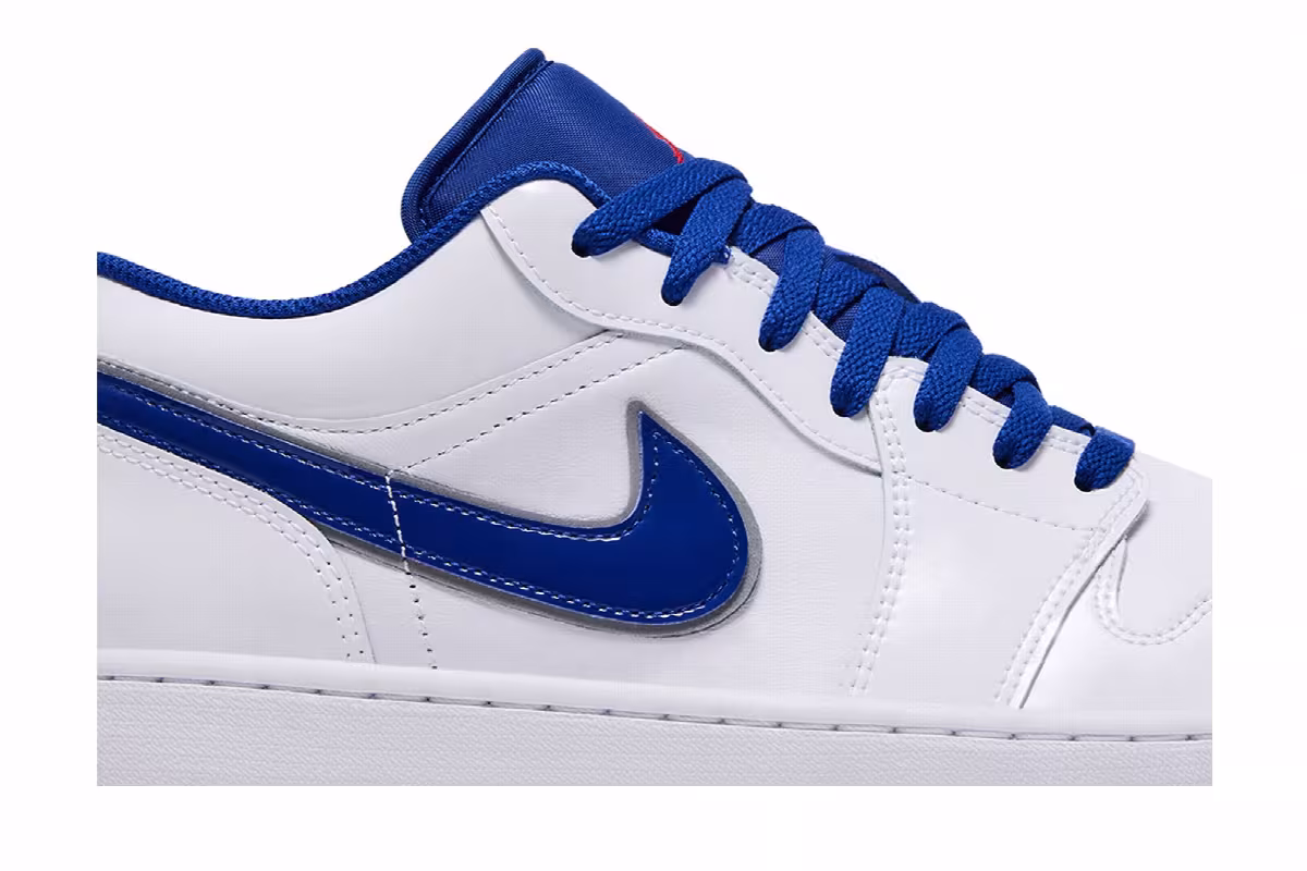 Air Jordan 1 Low Dodgers, view 3