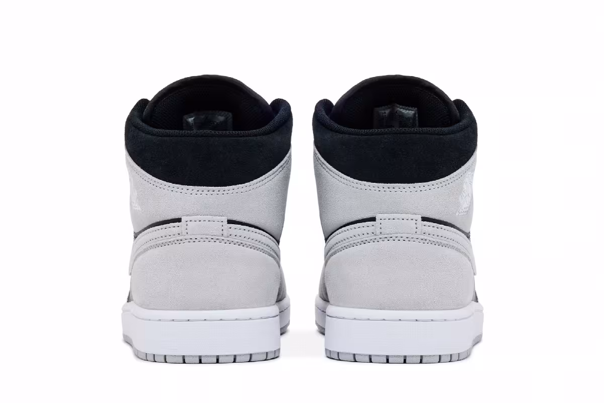Air Jordan 1 Mid Light Smoke Grey, view 7