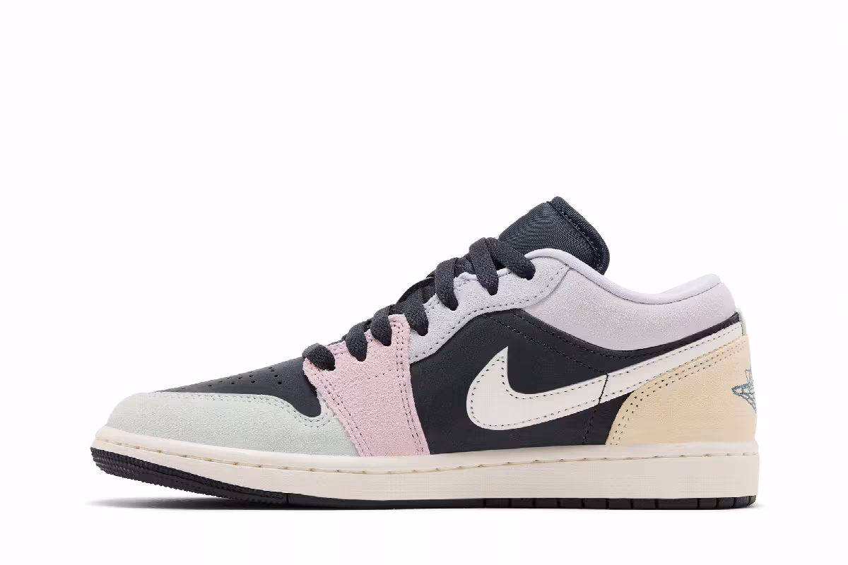 Air Jordan 1 Low SE Black Pastels, view 4