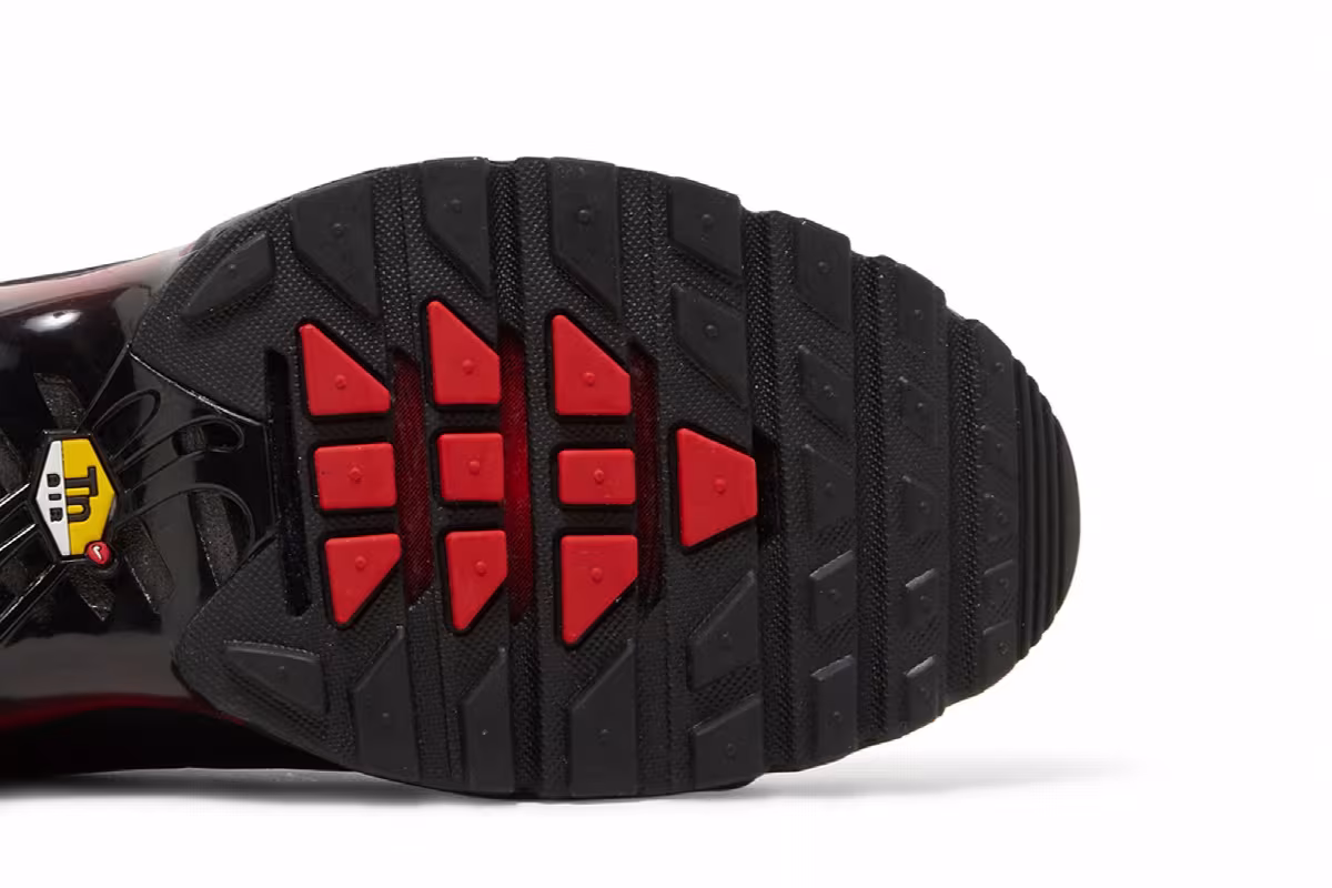 Nike Air Max Plus Bred Reflective, view 6