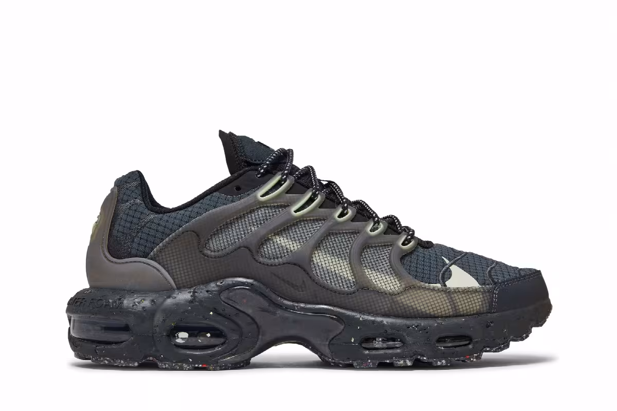 Nike Air Max Terrascape Plus Black Barely Volt, view 2