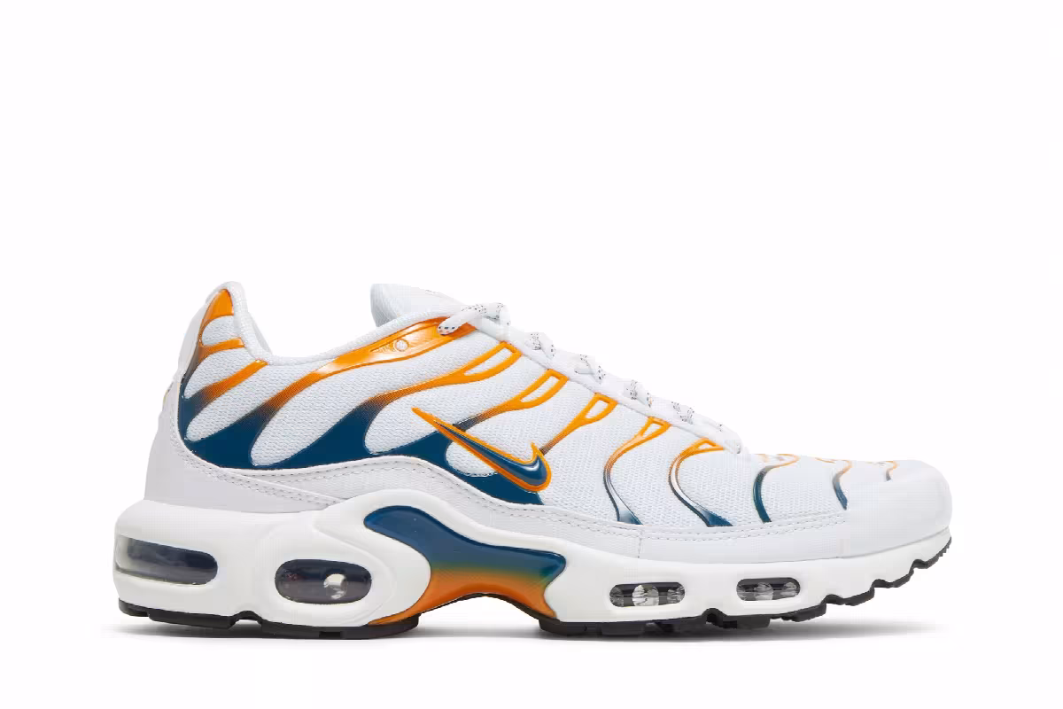 Nike Air Max Plus Hiking, view 2