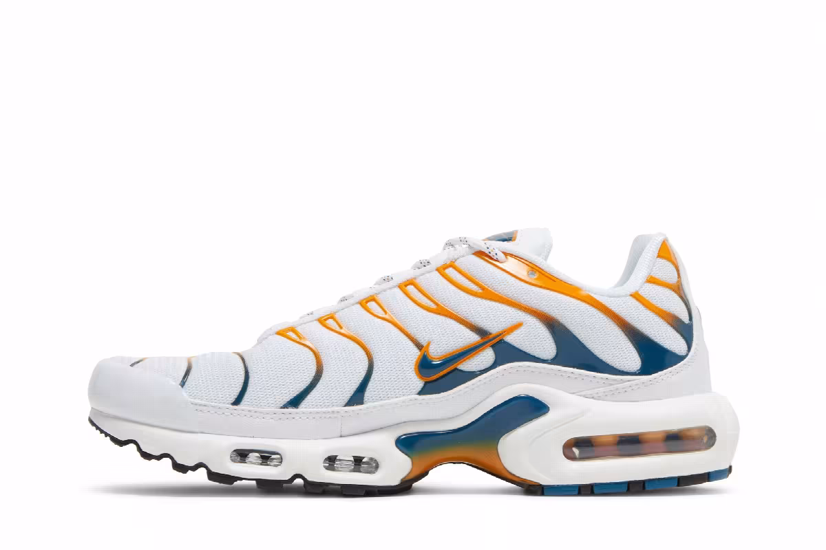 Nike Air Max Plus Hiking, view 4