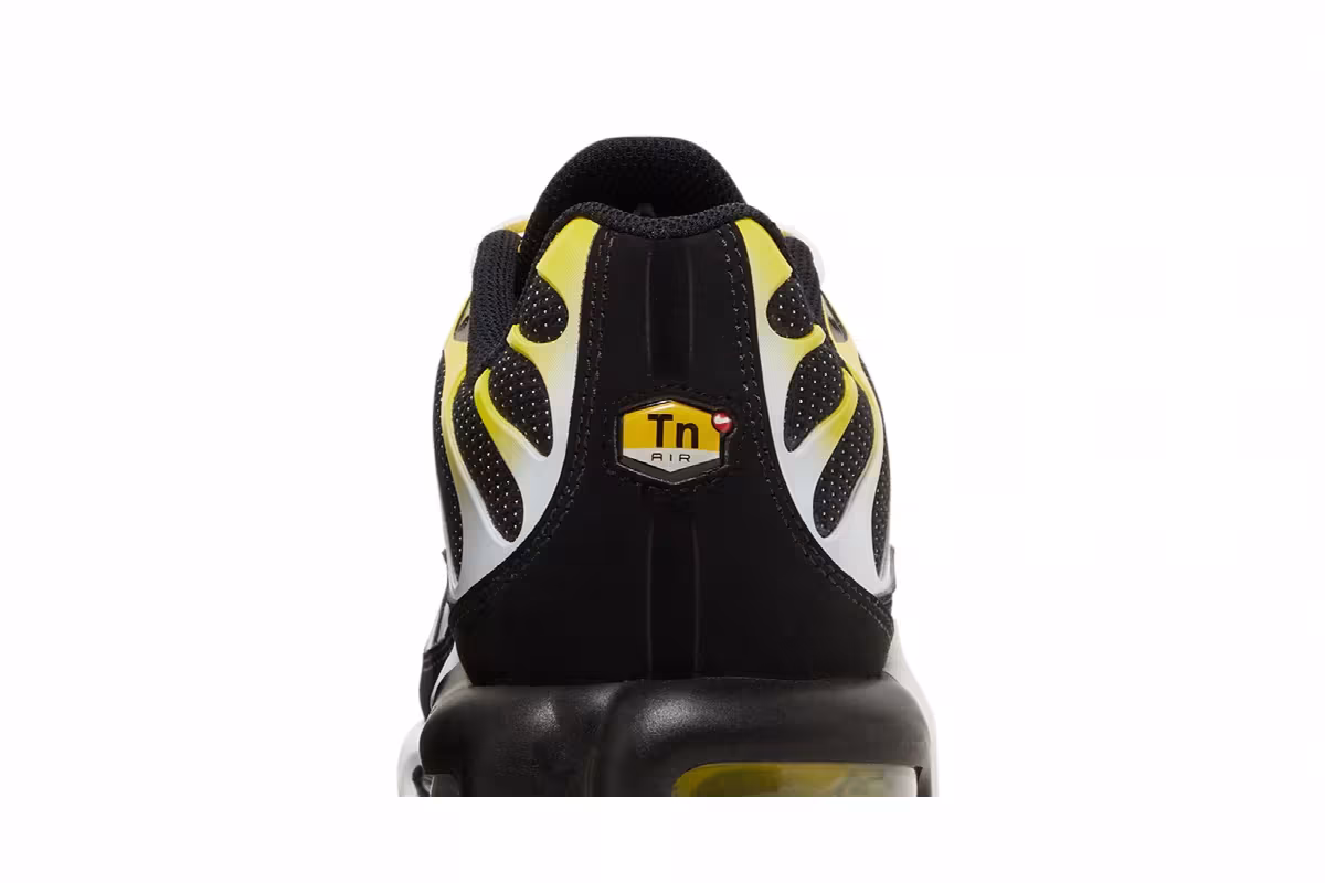 Nike Air Max Plus Black Tour Yellow, view 8