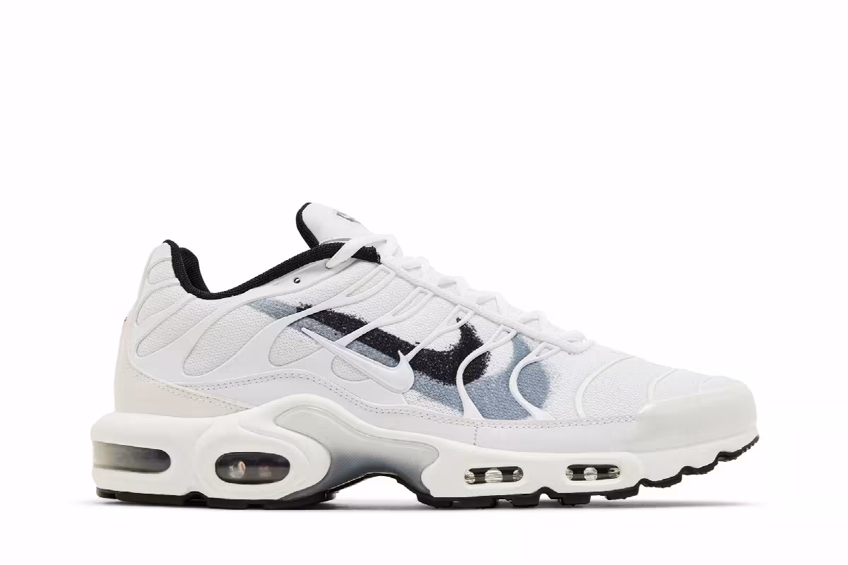 Nike Air Max Plus Spray Paint Swoosh - White Cool Grey, view 2