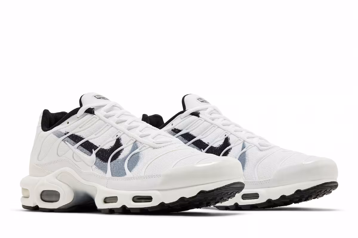 Nike Air Max Plus Spray Paint Swoosh - White Cool Grey, view 9