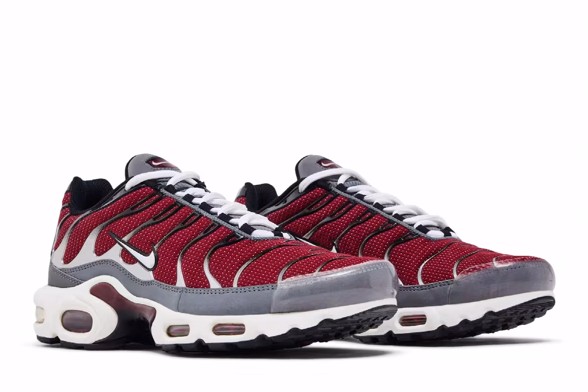 Nike Air Max Plus Team Red Cool Grey, view 9