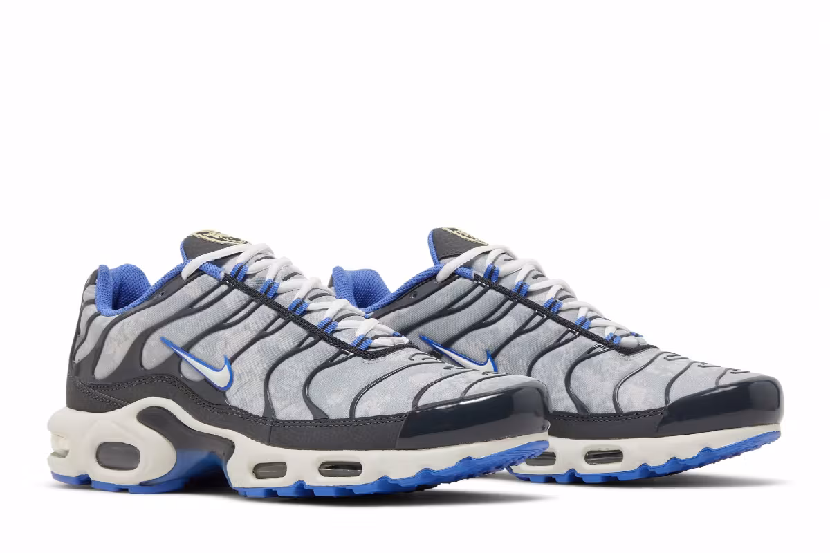 Nike Air Max Plus SE Social FC, view 9