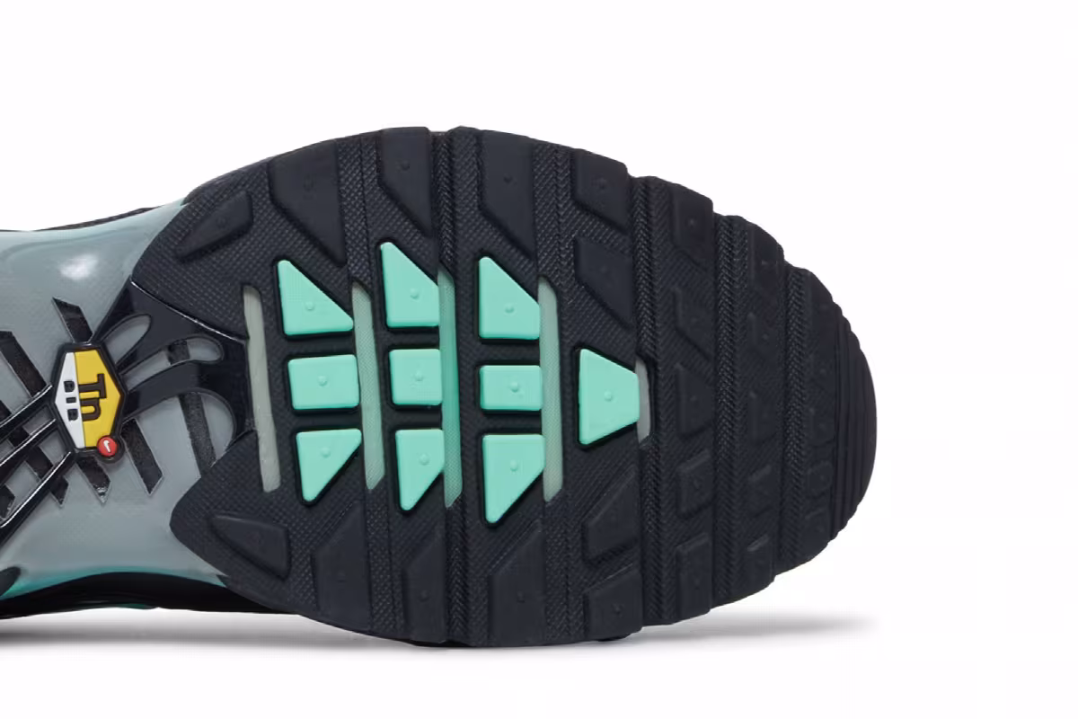 Nike Air Max Plus Spirograph, view 6