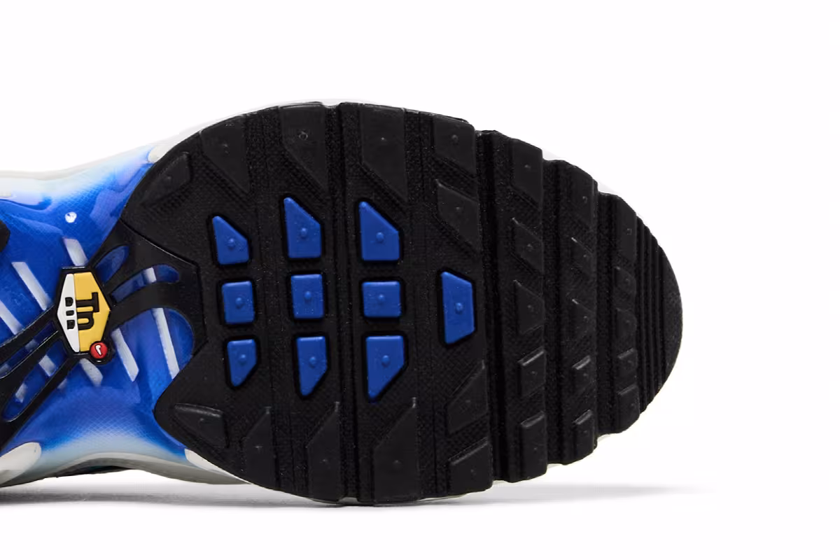 Nike Air Max Plus GS Light Smoke Blue Lightning, view 6