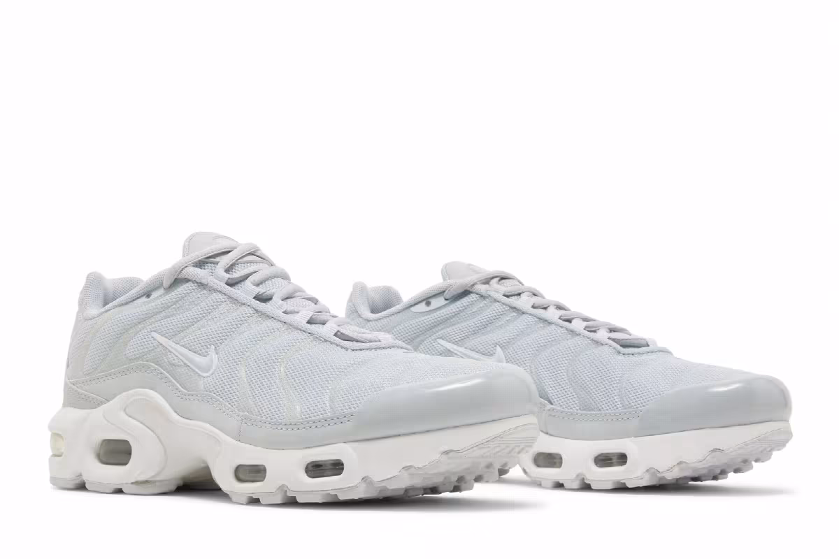 Nike Air Max Plus GS Aura White, view 9
