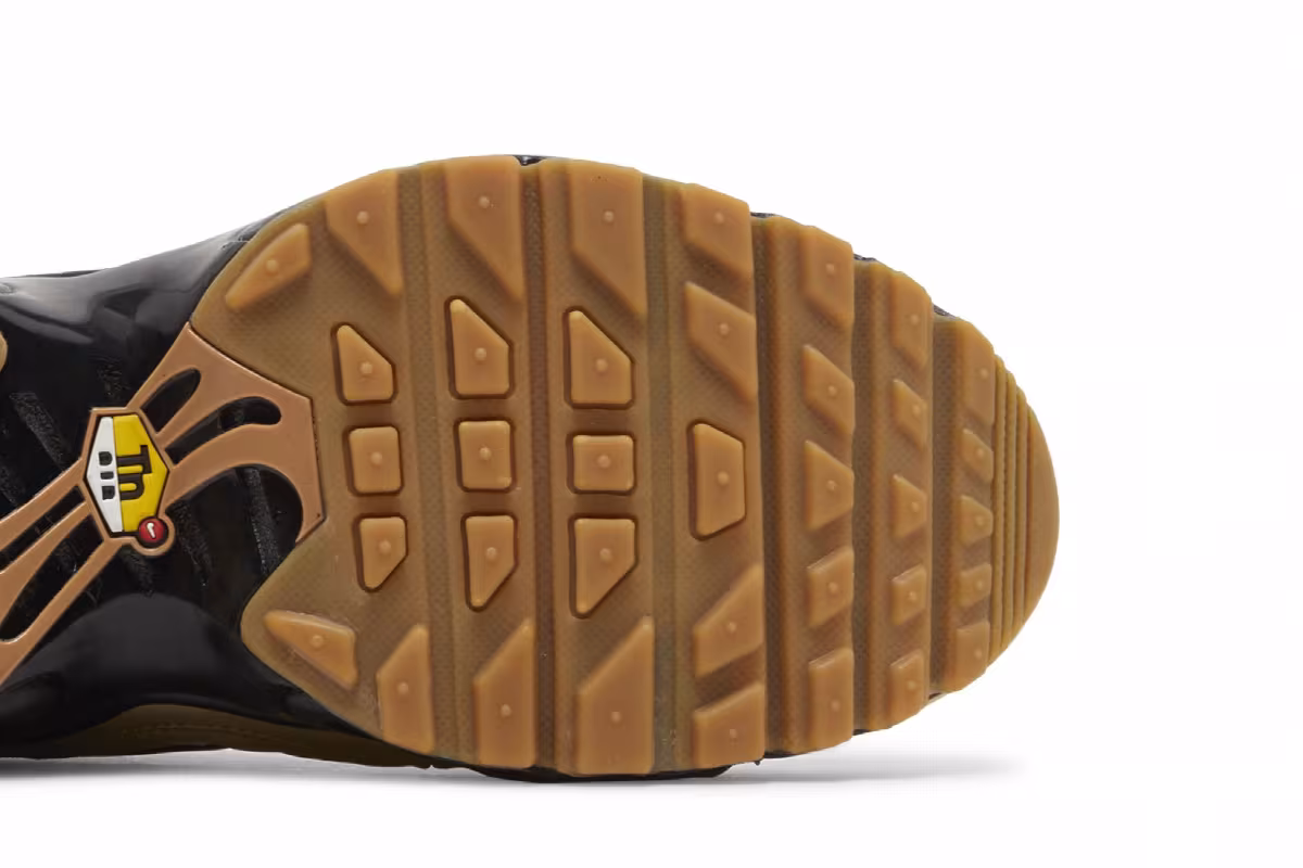 Nike Air Max Plus GS Wheat Grass, view 6