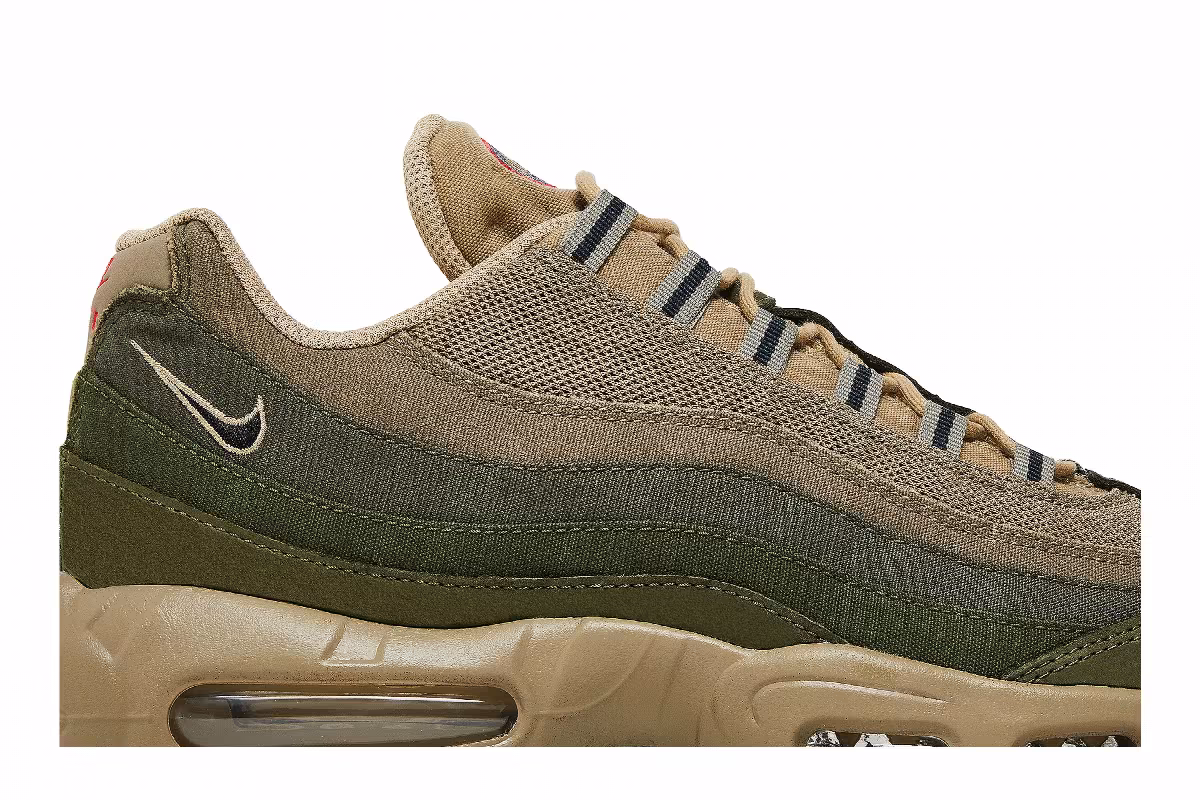 Nike Air Max 95 SE Matte Olive, view 3