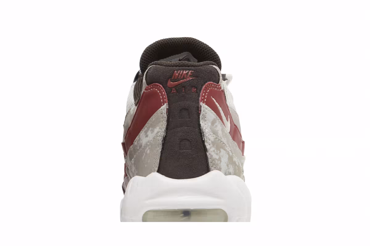 Nike Air Max 95 Social FC, view 8