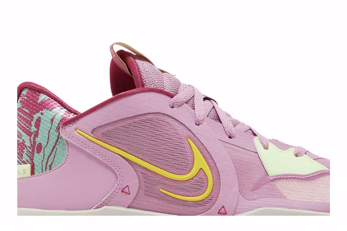 Nike Kyrie Low 5 Orchid, view 3