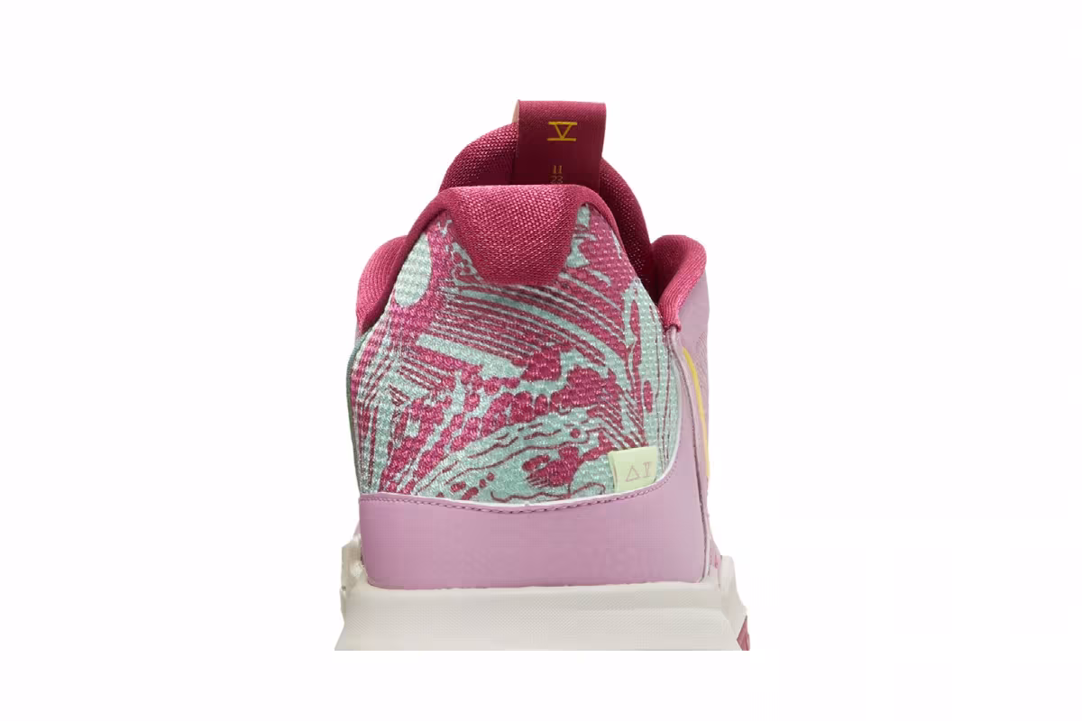 Nike Kyrie Low 5 Orchid, view 8