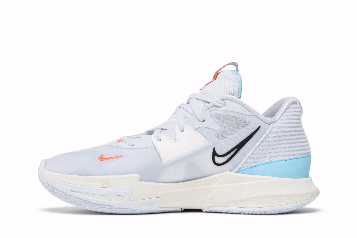 Nike Kyrie Low 5 EP Football Grey, view 4