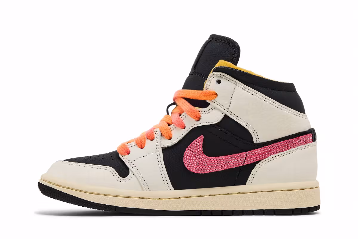 Women's Air Jordan 1 Mid SE Edge Flight Club, view 4
