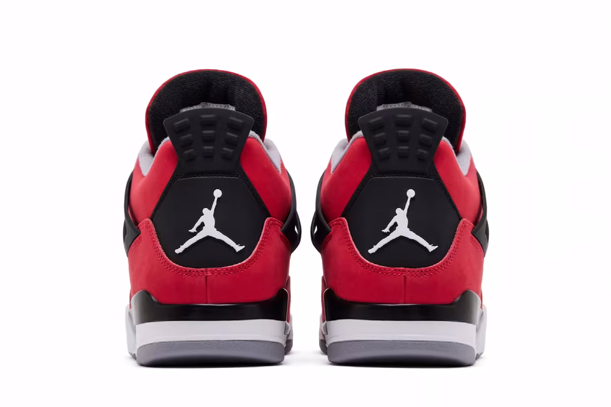 Air Jordan 4 Toro Bravo 2026, view 7