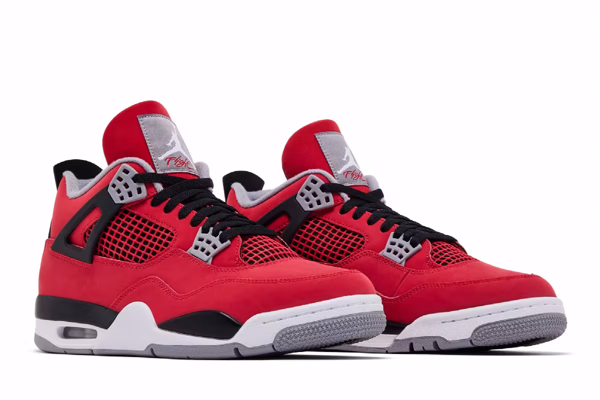 Air Jordan 4 Toro Bravo 2026, view 9