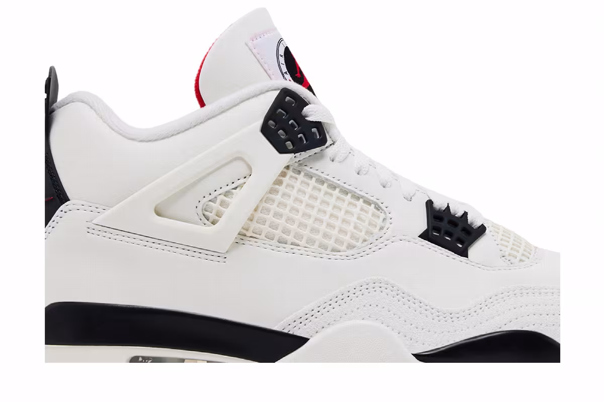 Air Jordan 4 Flight Club, view 3