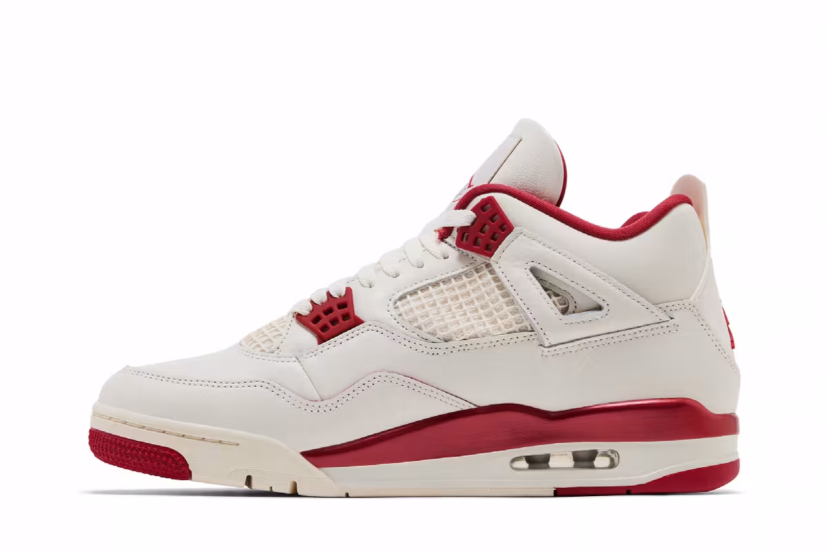 Women's Air Jordan 4 Valentine's Day, view 4