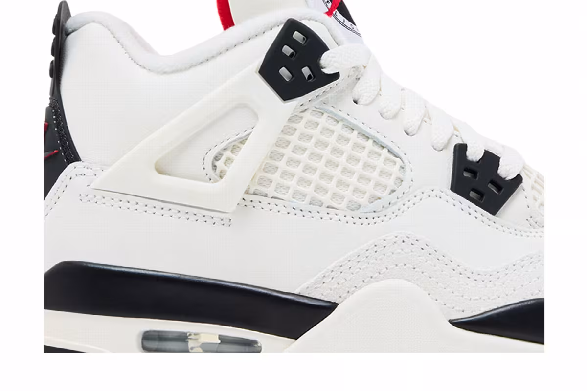 Air Jordan 4 GS Flight Club, view 3