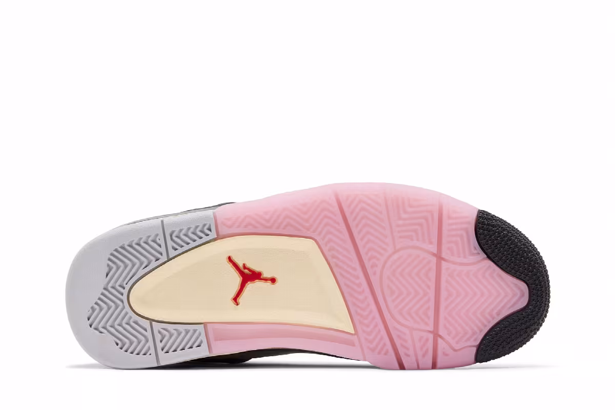 Air Jordan 4 GS Comic, view 5