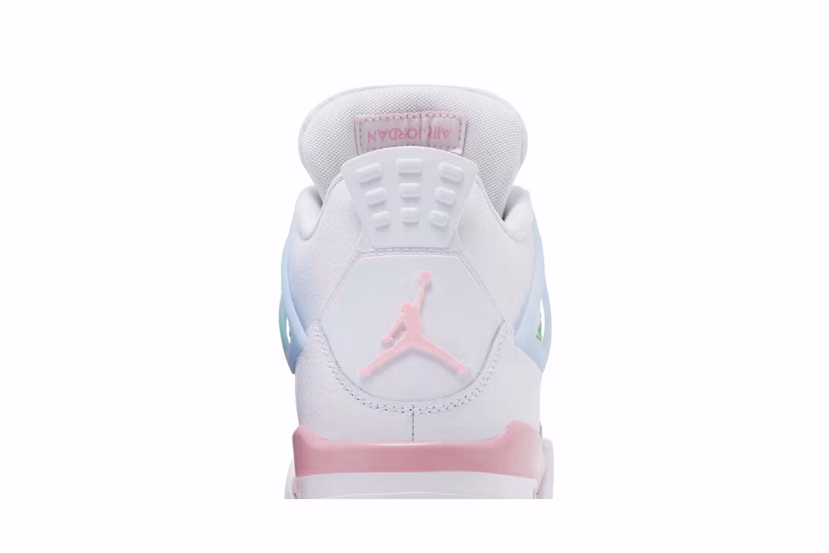 Air Jordan 4 GS Valentine's Day 2026, view 8