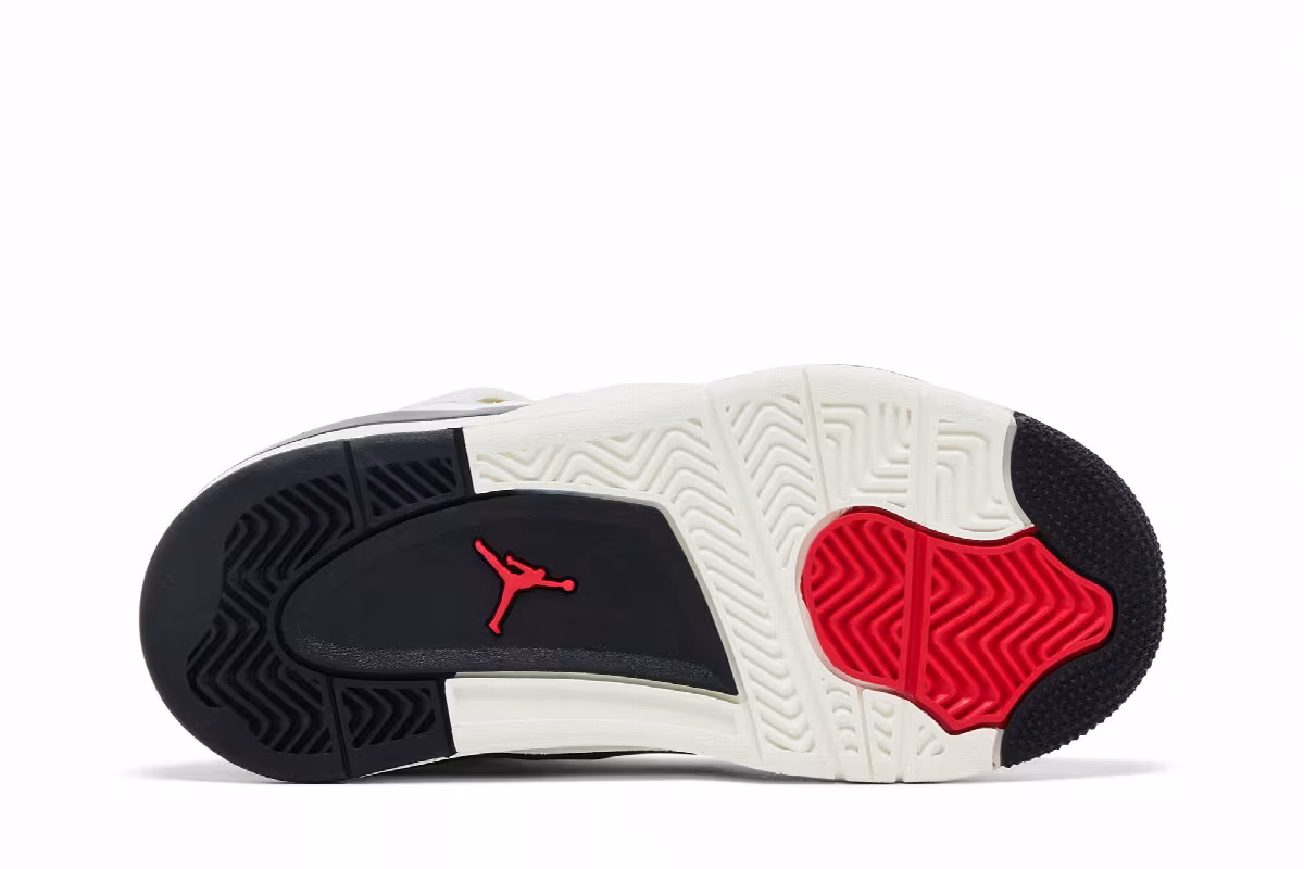 Air Jordan 4 PS Flight Club, view 5