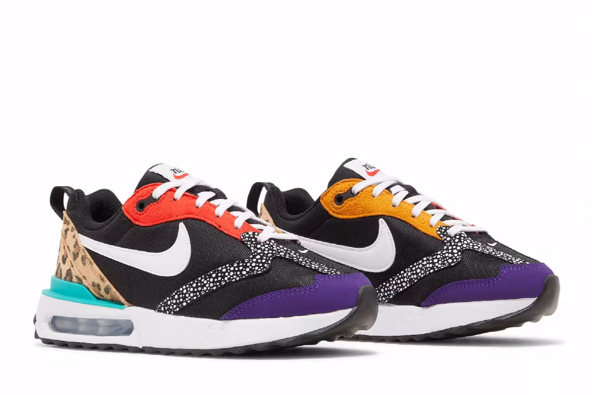 Nike Women's Air Max Dawn SE Safari Animal, view 9