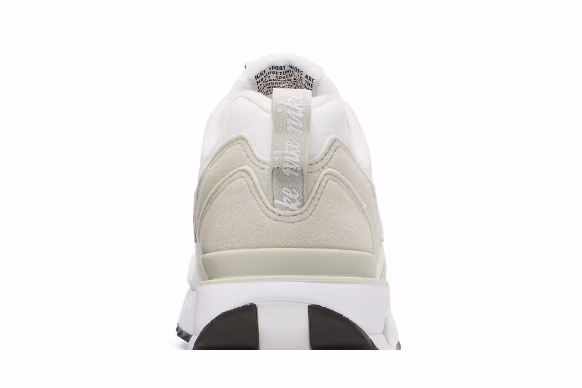 Nike Women's Air Max Dawn Light Bone Purple Dawn, view 8